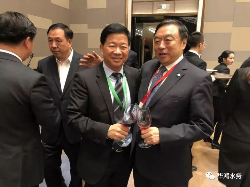 金华巨龙董事长_金华火腿图片(3)